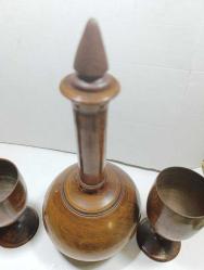 RF32-----İKİ ADET KADEHİ İLE AHŞAP KARAF