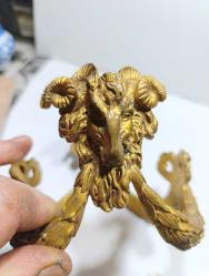 RF41-----KOÇ BAŞI DEKORLU PİRİNÇ OBJE