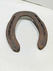 P62----ESKİ AT NALI