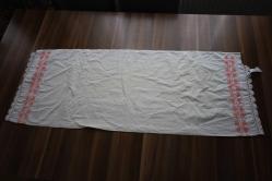 KANAVİÇE İŞLEMELİ ESKİ YASTIK  *  40 - 65 CM