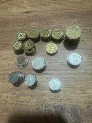 İsrail Şekeli (ILS) Bozuk Para Lotu - Toplam 113 Adet Elimde bulunan farklı değerlerdeki İsrail Şekeli (New Shekel) madeni paralar toplu lot olarak satılıktır. Paraların kondisyonları oldukça iyi durumdadır. Hem koleksiyonluk hem de kullanım amaçlı uygundur. Lot İçeriği: • 10 Şekel (Bimetalik): 3 Adet • 5 Şekel: 6 Adet • 2 Şekel: 6 Adet • 1 Şekel: 18 Adet • 1/2 Şekel (50 Agorot): 17 Adet • 10 Agorot (Sarı Küçük): 63 Adet Toplam: 113 parça madeni para.