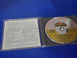 TECHNO RAVE HTS KARUSSELL  MÜZİK CD