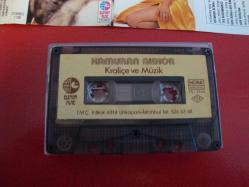 KAMURAN AKKOR KRALİÇE VE MÜZİK İLK DÖNEM KASET