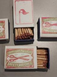 Kibrit, Koleksiyonluk Dolu Kibrit. 4 adet.