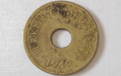 TÜRKİYE CUMHURİYETİ 1949 DELİKLİ 1 KURUŞ (ÇT)