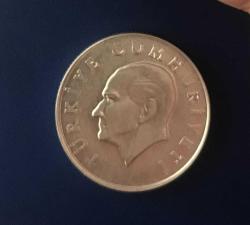 1986 CUMHURİYET MADENİ PARALARI 5 LİRA  ÇİLLL