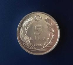 1986 CUMHURİYET MADENİ PARALARI 5 LİRA  ÇİLLL