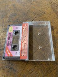 ZİRVEDEKİLER - GENÇ SESLERLE - YEMİN ETTİM / HADİ BAKALIM / MOR MENEKŞE / SEN MÜHİMSİN - KASET