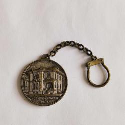 TÜRKİYE İŞ BANKASI 50. YIL - ESKİ METAL ANAHTARLIK - 1