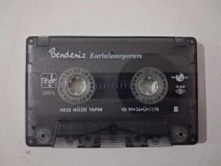 BENDENİZ  Kurtulamıyorum - KASET  ( Kartonetsiz )