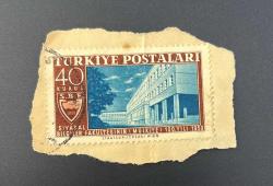 Türk Pulu - Turkish Stamp - Mektup Zarfından Kesilmiş / Postadan Geçmiş Pul Filateli - DAMGALI - SİYASAL BİLGİLER FAKÜLTESİNİN (MÜLKİYE) 100.YILI 1959 TEMALI PUL, 40 KURUŞ - Türkiye Cumhuriyeti - NOSTALJİK DOĞUM GÜNÜ HEDİYESİ