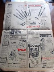 Cumhuriyet Gazetesi -  Turkish Newspaper - 3 Temmuz 1949 - köylüye makine yazan Nadir Nadi Başmakale - hububat darlığına dair iki bakanın demeçleri - Tito Amerika'dan borç para talep etti - Türkiye en pahalı memleket - Yeni ticaret Bakanı Vedat Dicleli dış ticaret rejimimizi anlattı - gençliğin şehir meclisini protestosu fotoğraf - Sabahattin Ali davasının dünkü duruşması - Bulgar başbakanı Dimitrov öldü - İstanbul'da yaptırılmak istenen 500 odalı otel meselesi - Kuleli Askeri lisesinin 104. Yıldönümü kutlandı fotoğraf - Ağrı dağı'nda Nuh'un gemisini aramak için İstanbul'a gelen 4 kişilik Amerikan heyeti - haftanın şakaları yazan Burhan Felek - Dıhki ile Bükai yazan Falih Rıfkı Atay - Celal Bayar'ın Ege seyahati - mevsimin ilk yüzme müsabakaları yapıldı - otomobil yarışları bugün yapılıyor - İstanbul Ankara boks müsabakalarının neticeleri - İstanbul köprüleri yazan Haluk Yusuf Şehsuvaroğlu - Perihan Altındağ Sözeri ve Müzeyyen Senar Cağaloğlu Çiftesaraylarda - Suzan Yakar Rutkay