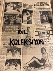MERHABA GAZETESİ - DOĞUM GÜNÜ HEDİYESİ (TURKİSH - NEWSPAPER) - 16 KASIM 1981 - SAYI : 123 - TAM TAKIM 12 SAYFADIR -Ajda Pekkan-Gönül Yazar-Sevim Tuna-İbrahim Tatlıses-Hülya Koçyiğit-Sena Yüzbaşıoğlu-Oya Aydoğan-Necla Nazır-Ferdi Tayfur-Ümit Besen-Attila Özdemiroğlu-Müjde Ar-Nükhet Duru-Zerrin Özer-Coşkun Sabah-Sezen Aksu-İlyas Salman-Nurhan Damcıoğlu-Fatma Girik-Sevda Ferdağ-Nihal Köknar-İsmail Özgür-Ali Özgür-Mahmut Hekimoğlu-Huri Sapan-Selami Şahin-Nilgün-Ahmet Kırmızııyık-Engin Uğur Ağır-Esin Bozkurt-Hasan Bora-Ali Uzer-Galip Boransu-Ferdi Özbeğen-Arzu Ece-Hacı Ahmet Özhan-Hale Soygazi-Şermin Can-Azize Gencebay-Muazzez Abacı-Erol Evgin-Necla Soylu-Perihan Sözen-Brigitte Bardot-Kirk Douglas-Sidney Poitier-Johnny Carolla-Rüçhan Çamay-Zekiye Mutlu-Ülkü Zekiye Hacımehmetoğlu-Dr Hüseyin Tanrıverdi-Ayhan Kara-Dr Yaman Gürkan-Tuncay Hintlioğlu-Fatma Ersoy-Canan Avcı-Oksan-Dolga Çetin-Ünal Yiğitbaş-Mediha Şen-Hale Hanizade-Serkan-Ayşin-Yaman Şener