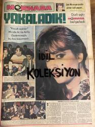 MERHABA GAZETESİ - DOĞUM GÜNÜ HEDİYESİ (TURKİSH - NEWSPAPER) - 1 ŞUBAT 1982 - SAYI : 134 - TAM TAKIM 12 SAYFADIR -Müjde Ar-Atilla Özdemiroğlu-Sinan Özer-Ayşen Gruda-Şener Şen-Hakkı Çağdaş-Nükhet Duru-Erkan Özerman-Selim Soydan-Melek Koçyiğit-Hülya Koçyiğit-Faruk Erbaşlı-Zeki Müren-Cengiz Özer-Hülya Süer-Tahir Demircan-Ahmet Mustafa-Sevda Karaca-Füsun Önal-Nükhet Duru-Neco-Harika Avcı-Sevim Tuna-Prenses Banu-Ersan Erdura-Saadet Sun-Ahu Tuğba-Suna Yıldızoğlu-Ayşen Cansel-Asım Ekren-Zerrin Özer-Ümit Besen-Coşkun-Ahmet Özhan-Arzu Okay-Azra Balkan-Ömer Şerif-Ursula Andress-Fabio Testi-John Derek-Jean Paul Belmondo-Femi Benussi-David Carradine-Laura Antonelli-Naim Talu-Hamit Belli-Alp Artun-Aziz Sentürk-Aykut Akıncılar-Mehmet Sıdıkoğlu-Serpil Nisel-Serdar Pani-Nejat Devir-Altan Akkuş-Mehmet Kütükçü-Ayhan Atar-Cüneyt Seyman-Hayrettin Karaisapahi-Halil Aybars-Ayhan Çevik-Ercan Acar-Hakan Trasin-Aytun Erol-Emre Sümer-İsmail Tezok-Süleyman Alkim-Erdem Keskin-Özer Altay-Bahattin Atak-Ferdi Tayfur