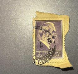 Türk Pulu - Turkish Stamp - Mektup Zarfından Kesilmiş / Postadan Geçmiş Pul Filateli - Damgalı - İSMET İNÖNÜ TEMALI PUL, 9 KURUŞ - Türkiye Cumhuriyeti - NOSTALJİK DOĞUM GÜNÜ HEDİYESİ