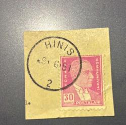 Türk Pulu - Turkish Stamp - Mektup Zarfından Kesilmiş / Postadan Geçmiş Pul Filateli - Hınıs, 1951 Damgalı - ATATÜRK TEMALI PUL, 30 KURUŞ - Türkiye Cumhuriyeti - NOSTALJİK DOĞUM GÜNÜ HEDİYESİ