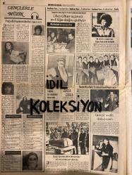 MERHABA GAZETESİ - DOĞUM GÜNÜ HEDİYESİ (TURKİSH - NEWSPAPER) - 8 MART 1982 - SAYI : 139 - TAM TAKIM 12 SAYFADIR -Müjde Ar-Ali Altan-Ünal Kutsal-Yüksel Uzel-Romalı Perihan-Oya Peri-Yasemin Kutsi-Necla Nazır-Ersan Erdura-Sabri Dino-Faruk Erbaşlı-Gönül Şenay-Ülkü Ülker-Derya Öge-Figen Han-Hakkı Çağdaş-Erhan Onal-Safiye Filiz-Emel Sayın-Zeki Müren-Ahu Tuğba-Seden Kızıltunç-İsmail Hakkı Akansel-Mesut Üstünel-Erol Kaner-Neriman Köksal-Şükran Güngör-Yıldız Kenter-Nevra Serezli-Erol Büyükburç-Emel Büyükburç-Evren Büyükburç-İnci Saner-Hüseyin Zan-Müjde Ar-Serpil Çakmaklı-Musa Canses-Metin İçöz-Ferdi Tayfur-Zeliha Turanbayburt-Perihan Oymağı-Barbra Streisand-Joan Streisand-Barry Dennen-Funny Girl-Pierre Trudeau-Warren Beatty-Robert Redford-Ryan O’Neal-Kris Kristofferson-Jerry Lewis-Zerrin Özer-Tülay Özer-Semra Türel-Mithat Türel-Özdemir-İlhan Dane-Tolga Aşkıner-Coşkun Evcim-Nükhet Duru-Los Machucambos-Altan Erbulak-Şener Şen-Adile Naşit-Ayşen Gruda-Sakıp Sabancı-Mehmet Üstünkaya-İzzet Basut-Şevk