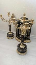 Kobalt Mavisi Dekorlu Şömine Saatidir