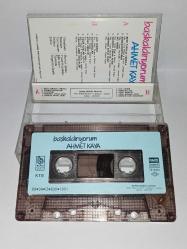 Kaset Ahmet Kaya başkaldırıyorum albümü. Orijinal 1988 dönem Kağıt Baskı. Tertemiz, sorunsuz çalışıyor. koleksiyonluk