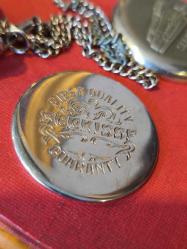 Sandıktan Serkisof Köstekli Saat