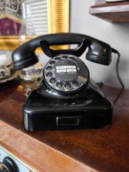 LOT.1 » Alman Çevirmeli Telefon