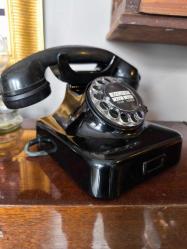 Alman Çevirmeli Telefon