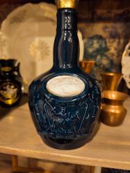 LOT.3 » İngiliz Damgalı Viski Saklama Şişesi