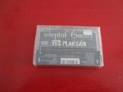 İLHAN İREM IŞIK VE SEVGİYLE 30 YIL SIFIR JELATİNLİ KASET