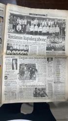02 ŞUBAT 1999 - FOTOMAÇ SPOR GAZETESİ - TURKISH NEWSPAPER - DOĞUM GÜNÜ /HEDİYESİ - EKSİKSİZ TAM TAKIM GAZETELERİ - GALATASARAY - HAGI - AZİZ YILDIRIM - BECALI - SÜREN - SERGEN - HÖGH - KEMAL - SAFFET - SELAHATTİN - SELÇUK YULA - CENK KORAY - TOSHACK - ERTUĞRUL - OHEN - RIDVAN - YASİN - DEL SOLAR - TAYFUR  FLAŞ - TARAFTAR - SPOR SEVGİ BARIŞ VE DOSTLUKTUR - PARA KRİZİ - TRANSFER - 5.YABANCI KARARI - HAKSIZ REKABET - DOĞU’YA YATIRIM - ÖZELEŞTİRİ - TAM GÜVENCE - YENİ İKİLİ - BEŞİKTAŞ’IN SAYFASI - GÖZDAĞI - FIRTINALAR KOPARTTI - FORMA KAYGISI  ANTALYA 2-0 FENERBAHÇE - KOCAELİSPOR 1-0 BEŞİKTAŞ - CANAKKALE DARDANEL 2-1 FENERBAHÇE - GÜRBÜZ REFİOĞLU - ÖMER ÇAVUŞOĞLU - SERGEN - METİN DİYADİN - ORHAN VURAL - DIMAS - İBRAHİM KUTLUAY - FERRUH TANAY - HÖGH - UCHE - CAMILLA - SEFER DENİZ - FEVZİ  TARAFTAR - FOTOMAÇ - FENERBAHÇE’NİN SAYFASI - TEŞEKKÜRLER BAŞKAN - KANARYA TAM KADRO - HER YERİN ADAMI - KANARYA’DA NE DEĞİŞTİ - DİMAS YÜZDE YÜZE ULAŞAMADI - 1907 DERNEĞİ ALTYAPI PANELİ - HÖGH SON DURAK -