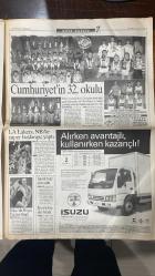 07 ŞUBAT 1999 - FOTOMAÇ SPOR GAZETESİ - TURKISH NEWSPAPER - DOĞUM GÜNÜ /HEDİYESİ - EKSİKSİZ TAM TAKIM GAZETELERİ - FENERBAHÇE - GENÇLERBİRLİĞİ - SERGEN - LÖW - KÖKSAL ÖZBEK - TUNCER ERDOĞAN - TONI SCHUMACHER - OĞUZ - RİDVAN DİLMEN - METİN AŞIK - EYÜP KARADAYI - BALİÇ - MOLDOVAN - RÜŞTÜ - SERKAN - GÜRBÜZ REFİOĞLU - TUGAY - TOSHACK - YILMAZ - CEYLAN GÜRAY - ERTUĞRUL - OHEN - ALİ EREN - DEL SOLAR - SELAMİ  TARAFTAR - FOTOMAÇ - GENÇLERBİRLİĞİ-FENERBAHÇE MAÇI - ŞEYTANIN BACAĞI KIRILDI - HAYSİYET DİVANI KARARI - FENER’DE SULAR DURULDU - TONI SCHUMACHER ANTALYA’DA - BAŞKENT’İN BÜYÜSÜ BOZULDU - MİLLİ TAKIM KAMPLARI - ISO 9002 KALİTE BELGESİ - MORAL GEZİSİ - SERGEN YENİ FORMASINA ALIŞTI - BEŞİKTAŞ SÖKE SÖKE - LİDERLİK YAKIŞTI - HOŞGELDİN OHEN - HAKEM REZALETİ - PUAN DURUMU  GENÇLERBİRLİĞİ 0-3 FENERBAHÇE - BEŞİKTAŞ 2-1 ANTALYASPOR - MANCHESTER UNITED 0-1 FENERBAHÇE (GEÇMİŞ SEZON) -  FENERBAHÇE - GENÇLERBİRLİĞİ - SERGEN - LÖW - KÖKSAL ÖZBEK - TUNCER ERDOĞAN - TONI SCHUMACHER - OĞUZ - RİDVAN DİLME
