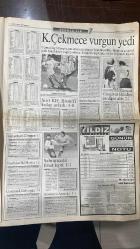 08 ŞUBAT 1999 - FOTOMAÇ SPOR GAZETESİ - TURKISH NEWSPAPER - DOĞUM GÜNÜ /HEDİYESİ - EKSİKSİZ TAM TAKIM GAZETELERİ -  GALATASARAY - BURSASPOR - HAGI - ARİF - OKAN - HASAN ŞAŞ - TUGAY - HAKAN ŞÜKÜR - FATİH TERİM - POPESCU - TAFFAREL - MUHAMMET ALTINTAŞ - YUSUF ALTINTAŞ - MOLDOVAN - ŞENOL  TARAFTAR - FOTOMAÇ - GALATASARAY-BURSASPOR MAÇI - HAGİ’DEN HAT-TRİCK - İYİ Kİ DOĞDUN HAGİ - HAGİ’DEN BÜYÜK İDDİA - HAGİ’Yİ ÖRNEK ALMALISINIZ - GALATASARAY’DA KADRO SÜRPRİZİ - POPESCU YİNE HATASIZ - TAFFAREL’E HİÇ İŞ DÜŞMEDİ - CİM-BOM MUHTEŞEMDİ - KAPLANLAR’DA HASAR BÜYÜK - POTADA DARÜŞŞAFAKA VE ÜLKER GALİP  GALATASARAY 5-0 BURSASPOR - SAMSUNSPOR 0-1 İSTANBULSPOR - SAKARYASPOR 6-2 GAZİANTEPSPOR - DARDANELSPOR 3-0 KARABÜKSPOR - ADANASPOR 2-0 ANKARAGÜCÜ - KOCAELİSPOR 1-0 ERZURUMSPOR- TRABZONSPOR - ALTAY - GORDON MILNE - ZİNNUR SARI - MURAT ILGAZ - GÜNGÖR ŞAHİNKAYA - MEHMET ALİ YILMAZ - MUHİTTİN ÖZTÜRK - ALİ KEMAL AKTÜRK - AHMET KUL - RECEP - TANSEL - OKAN - MEHMET ZENGİN - FATİH - ABDULLAH - SELİM - VUGRINE
