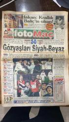 13 ŞUBAT 1999 - FOTOMAÇ SPOR GAZETESİ - TURKISH NEWSPAPER - DOĞUM GÜNÜ /HEDİYESİ - EKSİKSİZ TAM TAKIM GAZETELERİ  - GALATASARAY - KOCAELİSPOR - HAKAN ŞÜKÜR - HAGİ - ARİF - MİRKOVİC - TUGAY - OKAN - POPESCU - FATİH TERİM - ERGUN ALKAN - LEVENT TÜZEMEN - SERGEN - MOLDOVAN - FARUK SÜREN - MEHMET CANSUN - ÜMİT - ÜLKERSPOR - EFES PİLSEN - CİBONA - HÜSEYİN BESOK - İBRAHİM KUTLUAY - HARUN ERDENAY  TARAFTAR - FOTOMAÇ - SERGEN KUMARDA 50 MİLYAR KAYBETTİ - KÖRFEZ’DE KRAL KONUŞTU - GALATASARAY TEHLİKELİ GİRDAPTA - OKAN TAKIMIN DİNAMOSU - POPESCU ÇELİK DUVAR ÖRECEK - SÜREN PARA ARIYOR - GALATASARAY’IN BORCU 15 TRİLYON - CİM-BOM 11. GALİBİYET PEŞİNDE - HAKAN ŞÜKÜR’ÜN DÖNÜŞÜ MUHTEŞEM OLDU - MOLDOVAN ELEŞTİRİLERİ UTANDIRDI - ÜLKERSPOR ASVEL’İ FARKLI GEÇTİ - EFES, FENER VE ÜLKER PLAY-OFF GARANTİLEDİ - BEŞİKTAŞ YEŞİLYURT’U DAĞITTI  KOCAELİSPOR 1-3 GALATASARAY (GOLLER: HAKAN ŞÜKÜR, HAGİ, ARİF) ÜLKERSPOR 86-64 ASVEL BEŞİKTAŞ 3-0 YEŞİLYURT (VOLEYBOL) - 13 ŞUBAT 1999 - GALATASARAY - KOCAE