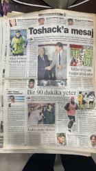 13 ŞUBAT 1999 - FOTOMAÇ SPOR GAZETESİ - TURKISH NEWSPAPER - DOĞUM GÜNÜ /HEDİYESİ - EKSİKSİZ TAM TAKIM GAZETELERİ  - GALATASARAY - KOCAELİSPOR - HAKAN ŞÜKÜR - HAGİ - ARİF - MİRKOVİC - TUGAY - OKAN - POPESCU - FATİH TERİM - ERGUN ALKAN - LEVENT TÜZEMEN - SERGEN - MOLDOVAN - FARUK SÜREN - MEHMET CANSUN - ÜMİT - ÜLKERSPOR - EFES PİLSEN - CİBONA - HÜSEYİN BESOK - İBRAHİM KUTLUAY - HARUN ERDENAY  TARAFTAR - FOTOMAÇ - SERGEN KUMARDA 50 MİLYAR KAYBETTİ - KÖRFEZ’DE KRAL KONUŞTU - GALATASARAY TEHLİKELİ GİRDAPTA - OKAN TAKIMIN DİNAMOSU - POPESCU ÇELİK DUVAR ÖRECEK - SÜREN PARA ARIYOR - GALATASARAY’IN BORCU 15 TRİLYON - CİM-BOM 11. GALİBİYET PEŞİNDE - HAKAN ŞÜKÜR’ÜN DÖNÜŞÜ MUHTEŞEM OLDU - MOLDOVAN ELEŞTİRİLERİ UTANDIRDI - ÜLKERSPOR ASVEL’İ FARKLI GEÇTİ - EFES, FENER VE ÜLKER PLAY-OFF GARANTİLEDİ - BEŞİKTAŞ YEŞİLYURT’U DAĞITTI  KOCAELİSPOR 1-3 GALATASARAY (GOLLER: HAKAN ŞÜKÜR, HAGİ, ARİF) ÜLKERSPOR 86-64 ASVEL BEŞİKTAŞ 3-0 YEŞİLYURT (VOLEYBOL) - 13 ŞUBAT 1999 - GALATASARAY - KOCAE