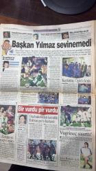 14 ŞUBAT 1999 - FOTOMAÇ SPOR GAZETESİ - TURKISH NEWSPAPER - DOĞUM GÜNÜ /HEDİYESİ -  16 ŞUBAT 1999 - GALATASARAY - FARUK SÜREN - MEHMET CANSUN - BEŞİKTAŞ - SÜLEYMAN SEBA - TOSHACK - FUNDA ERENSOY - SERGEN - BALİÇ - MOLDOVAN - HAKAN ŞÜKÜR - JOACHIM LÖW - OGÜN - TRABZONSPOR - AMOKACHI  TARAFTAR - FOTOMAÇ - FLAŞ! FARUK SÜREN İSTİFA EDECEK - GALATASARAY’DA YENİ ÇALKANTI - BEŞİKTAŞ’A BİR MANKEN GELİN DAHA - FENER’DE BÜYÜK İHTİLAL - TOSHACK YÖNETİME HESAP VERDİ - TRABZONSPOR’DA OYUNCULAR OGÜN’E KOŞTU - BU YARIŞ KOLAY KOLAY BİTMEZ - KANARYA ARTIK BALİÇ’SİZ DE KAZANIYOR - MOLDOVAN GOL KRALLIĞINA ORTAK OLDU - FENERBAHÇE HER YERDE ÇOK FARKLI - AMOKACHI ARTIK SABIR BIRAKMADI  FENERBAHÇE 6-0 ADANASPOR (GOLLER: MOLDOVAN 3, DIMAS, MOŞE, SERGEN) TRABZONSPOR 1-0 BURSASPOR (GOL: ÜNAL 90. DK) GAZİANTEPSPOR 2-0 BEŞİKTAŞ (GOLLER: ALİ İBRAHİM, DESIRE) - EKSİKSİZ TAM TAKIM GAZETE