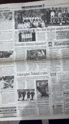 14 ŞUBAT 1999 - FOTOMAÇ SPOR GAZETESİ - TURKISH NEWSPAPER - DOĞUM GÜNÜ /HEDİYESİ -  16 ŞUBAT 1999 - GALATASARAY - FARUK SÜREN - MEHMET CANSUN - BEŞİKTAŞ - SÜLEYMAN SEBA - TOSHACK - FUNDA ERENSOY - SERGEN - BALİÇ - MOLDOVAN - HAKAN ŞÜKÜR - JOACHIM LÖW - OGÜN - TRABZONSPOR - AMOKACHI  TARAFTAR - FOTOMAÇ - FLAŞ! FARUK SÜREN İSTİFA EDECEK - GALATASARAY’DA YENİ ÇALKANTI - BEŞİKTAŞ’A BİR MANKEN GELİN DAHA - FENER’DE BÜYÜK İHTİLAL - TOSHACK YÖNETİME HESAP VERDİ - TRABZONSPOR’DA OYUNCULAR OGÜN’E KOŞTU - BU YARIŞ KOLAY KOLAY BİTMEZ - KANARYA ARTIK BALİÇ’SİZ DE KAZANIYOR - MOLDOVAN GOL KRALLIĞINA ORTAK OLDU - FENERBAHÇE HER YERDE ÇOK FARKLI - AMOKACHI ARTIK SABIR BIRAKMADI  FENERBAHÇE 6-0 ADANASPOR (GOLLER: MOLDOVAN 3, DIMAS, MOŞE, SERGEN) TRABZONSPOR 1-0 BURSASPOR (GOL: ÜNAL 90. DK) GAZİANTEPSPOR 2-0 BEŞİKTAŞ (GOLLER: ALİ İBRAHİM, DESIRE) - EKSİKSİZ TAM TAKIM GAZETE