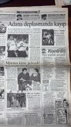 14 ŞUBAT 1999 - FOTOMAÇ SPOR GAZETESİ - TURKISH NEWSPAPER - DOĞUM GÜNÜ /HEDİYESİ -  17 ŞUBAT 1999 - GALATASARAY - FARUK SÜREN - TUGAY - CELALETTİN BİLGİÇ - JUVENTUS - INTER - RONALDO - BAGGIO - ZAMORANO - FATİH TERİM - HAKAN ŞÜKÜR - BEŞİKTAŞ - AMOKACHI - SÜLEYMAN SEBA - TOSHACK - OGHEN - SELLAMİ - DEL SOLAR - TRABZONSPOR - İBRAHİM TATLISES - EBRU GÜNDEŞ - SİNAN ÖZEN - İSMAİL TÜRÜT  TARAFTAR - FOTOMAÇ - JUVENTUS HAKAN’DAN VAZGEÇMİYOR - TUGAY INTER’LE EL SIKIŞTI - GALATASARAY’DA KRİTİK TOPLANTI - FARUK SÜREN İSTİFA GÖRÜŞÜLECEK - RÜŞTÜ: ACILARIMI KALBİME GÖMDÜM - HAMZA: TARİKAT BENİ MAHVETTİ - BEŞİKTAŞ’TA PARA KRİZİ AŞILDI - AMOKACHI BEŞİKTAŞ’TAN AYRILIYOR - TRABZON’A YILDIZ YAĞMURU - GALATASARAY SAKARYA MAÇINA HAZIRLANIYOR - SÜREN’İN PRENSİ BURAK ELMAS - BEŞİKTAŞ’TA SARİ TEHLİKE - KARTAL’DA BENZİN İSTASYONU İHALESİ  FENERBAHÇE 6-0 ADANASPOR (MOLDOVAN 3, DIMAS, MOŞE, SERGEN) TRABZONSPOR 1-0 BURSASPOR (ÜNAL 90. DK) GAZİANTEPSPOR 2-0 BEŞİKTAŞ (ALİ İBRAHİM, DESIRE - EKSİKSİZ TAM TAKIM GAZETE