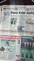 14 ŞUBAT 1999 - FOTOMAÇ SPOR GAZETESİ - TURKISH NEWSPAPER - DOĞUM GÜNÜ /HEDİYESİ -  17 ŞUBAT 1999 - GALATASARAY - FARUK SÜREN - TUGAY - CELALETTİN BİLGİÇ - JUVENTUS - INTER - RONALDO - BAGGIO - ZAMORANO - FATİH TERİM - HAKAN ŞÜKÜR - BEŞİKTAŞ - AMOKACHI - SÜLEYMAN SEBA - TOSHACK - OGHEN - SELLAMİ - DEL SOLAR - TRABZONSPOR - İBRAHİM TATLISES - EBRU GÜNDEŞ - SİNAN ÖZEN - İSMAİL TÜRÜT  TARAFTAR - FOTOMAÇ - JUVENTUS HAKAN’DAN VAZGEÇMİYOR - TUGAY INTER’LE EL SIKIŞTI - GALATASARAY’DA KRİTİK TOPLANTI - FARUK SÜREN İSTİFA GÖRÜŞÜLECEK - RÜŞTÜ: ACILARIMI KALBİME GÖMDÜM - HAMZA: TARİKAT BENİ MAHVETTİ - BEŞİKTAŞ’TA PARA KRİZİ AŞILDI - AMOKACHI BEŞİKTAŞ’TAN AYRILIYOR - TRABZON’A YILDIZ YAĞMURU - GALATASARAY SAKARYA MAÇINA HAZIRLANIYOR - SÜREN’İN PRENSİ BURAK ELMAS - BEŞİKTAŞ’TA SARİ TEHLİKE - KARTAL’DA BENZİN İSTASYONU İHALESİ  FENERBAHÇE 6-0 ADANASPOR (MOLDOVAN 3, DIMAS, MOŞE, SERGEN) TRABZONSPOR 1-0 BURSASPOR (ÜNAL 90. DK) GAZİANTEPSPOR 2-0 BEŞİKTAŞ (ALİ İBRAHİM, DESIRE - EKSİKSİZ TAM TAKIM GAZETE