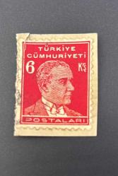 Türk Pulu - Turkish Stamp - Mektup Zarfından Kesilmiş / Postadan Geçmiş Pul Filateli -  DAMGALI - ATATÜRK TEMALI PUL, 6 KURUŞ- Türkiye Cumhuriyeti - NOSTALJİK DOĞUM GÜNÜ HEDİYESİ