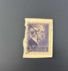 Türk Pulu - Turkish Stamp - Mektup Zarfından Kesilmiş / Postadan Geçmiş Pul Filateli -  DAMGALI - İSMET İNÖNÜ TEMALI PUL, 9 KURUŞ- Türkiye Cumhuriyeti - NOSTALJİK DOĞUM GÜNÜ HEDİYESİ