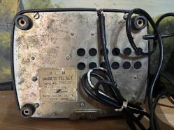 antika siyah renk manyetolu telefon