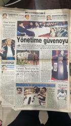 1 MART 1999 - FOTOMAÇ SPOR GAZETESİ - TURKISH NEWSPAPER - DOĞUM GÜNÜ HEDİYESİ  - EKSİKSİZ TAM TAKIM GAZETE - GALATASARAY - FARUK SÜREN - FATİH TERİM - HAGİ - TUGAY - OKAN - SUAT - K. HAKAN - ARİF - EMRE - BURAK - FENERBAHÇE - JOACHIM LÖW - SERGEN - BALİÇ - MOLDOVAN - RÜŞTÜ - TRABZONSPOR - MEHMET ALİ YILMAZ - CAMPBELL - ÜNAL - VUGRINEC - GORDON MILNE  TARAFTAR - FOTOMAÇ - GALATASARAY EKSİK KADROSUYLA LİDERLİĞİ ALDI - BURAK’IN FIRSATÇILIĞIYLA GALİBİYET - ARİF VE EMRE YILDIZLAŞTI - FENERBAHÇE KARABÜK’TE TAKILDI, LİDERLİĞİ KAPTIRDI - BALİÇ’İN GOLÜ İPTAL EDİLDİ - TRABZONSPOR’DA “TAMAM MI DEVAM MI?” TOPLANTISI - CAMPBELL İSYAN ETTİ - ÜNAL ŞARAP GİBİ - VUGRINEC SAKATLANDI - GORDON MILNE’İN DURUMU BELİRSİZ - SAKARYASPOR KOCAELİ’Yİ YENDİ - MİLLİ TAKIM BASKETBOLDA ÇEKLER’E FARK ATTI  ERZURUMSPOR 0-1 GALATASARAY (GOL: BURAK) KARABÜKSPOR 0-0 FENERBAHÇE İSTANBULSPOR 0-0 TRABZONSPOR SAKARYASPOR 1-0 KOCAELİSPOR (NIKOLOV 63. DK) - TARAFTAR - FOTOMAÇ - GALATASARAY EKSİK KADROSUYLA LİDERLİĞİ ALDI - BURA