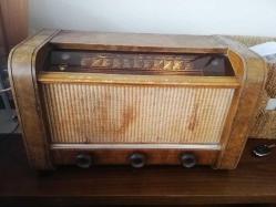 1951 yılı  blaupunkt ışıklı antika radyo