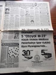 Gölge Adam Gazetesi - Turkish Newspaper - 3 Şubat 1987 - işverenler sendikası başkanı Halit Narin'in marmaris'teki inşaatını önce kaçak dendi sonra imar affına sokuldu - Al Baraka Ve Faisal finans Türkiye'ye neden geldiler - İstanbul'da her gün 650 kişi kuduz aşısı oluyor - kuduz hastanesi başhekimi Ayfer Kılıççıoğlu - Türkiye'de AIDS teşhisi konulamıyor - en çok dua alan örnek bürokrat Yıldırım Aktuna - AIDS kurbanı aktör Rock Hudson fotoğraf - ustalar ve çıraklar yazan Erol Toy - Kerkük altın tepsi içindeki pasta - Hint fakiri Sri Sri Ganapati okurlarımızın falına bakıyor - Uludağ'da Türk yasaları geçmiyor - İzmir belediyesi 3.5 milyarlık kazık yedi - Fenerbahçe'nin hali ne olacak - Beşiktaş Teknik direktörü Milutinoviç'e göre Türk futbolcusunun kendine güveni yok - Türk spor ajansının araştırması Mustafa Denizli için kamuoyu olumlu - bisiklet milli takımı Antalya'da hazırlanıyor - 87 yaz modası masmavi Fotoğrafı - ANAP Alaplı belediye başkan adayı Sedat Atalay - Burhan Özfatura
