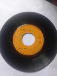 Zager & Evans ikilisinin popüler şarkısı 