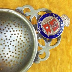R.M.S. CARONIA EL YAPIMI MİNE ARMALI , İNGİLİZ YOLCU GEMİSİNDEN ÇIKMA GÜMÜŞ KAPLAMA METAL ANTİKA ÇAY SÜZGEÇİ