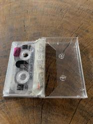 SEZEN AKSU - DELİ KIZIN TÜRKÜSÜ - KASET + KİTAPÇIK