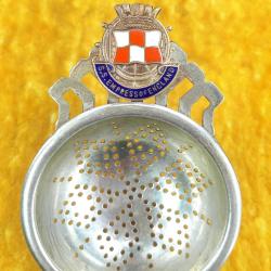 S.S. EMPRESS OF ENGLAND EL YAPIMI MİNE ARMALI , İNGİLİZ TRANSATLANTİK BUHARLI YOLCU GEMİSİNDEN ÇIKMA GÜMÜŞ KAPLAMA METAL ANTİKA ÇAY SÜZGEÇİ