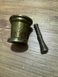 Antika Mini Pirinç Havan ve Tokmak Seti  Boy 5 cm Ağız çapı 5 cm