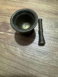 Antika Mini Pirinç Havan ve Tokmak Seti  Boy 5 cm Ağız çapı 5 cm