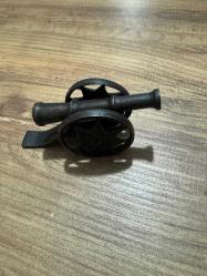 Antika Mini  Dekoratif Pirinç Masa Üstü Topu  Boy 13 cm Yükseklik 5,5 cm